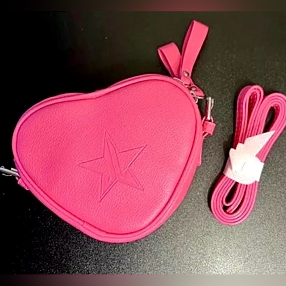 Jeffree Star | Valentine’s ‘22 Heart Shaped Bag | BNwT Mystery Box Exclusive - Picture 2 of 8